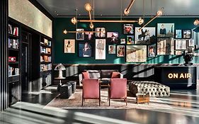 ישרוטל פאבליקה